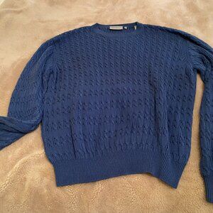 Men's long-sleeved cable-knit sweater